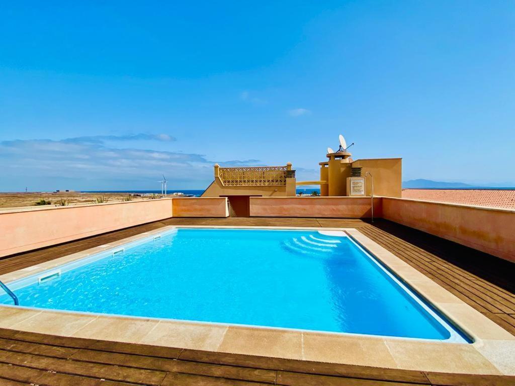 Rooftop Pool Apartment Corralejo Esterno foto